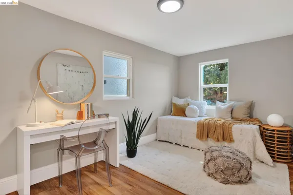 $1,098,000 | 8301 Ney Avenue, Oakland, CA 94605