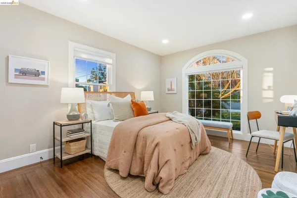 $1,098,000 | 8301 Ney Avenue, Oakland, CA 94605