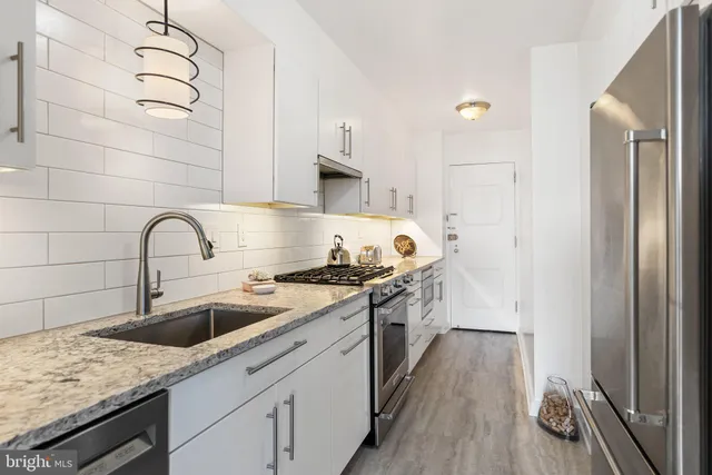 $524,000 | 2500 Virginia Avenue Northwest, Unit 906S, Washington, DC 20037