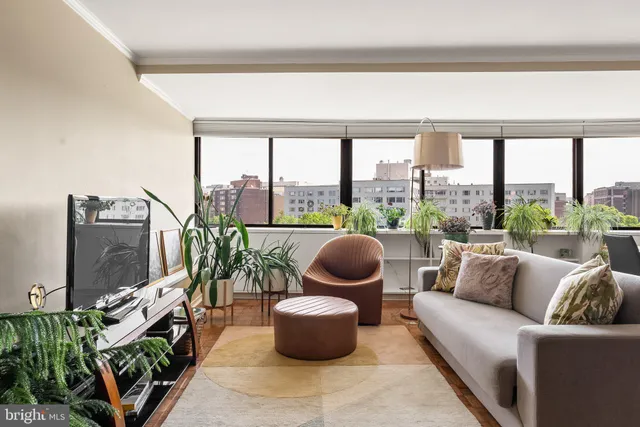 $524,000 | 2500 Virginia Avenue Northwest, Unit 906S, Washington, DC 20037