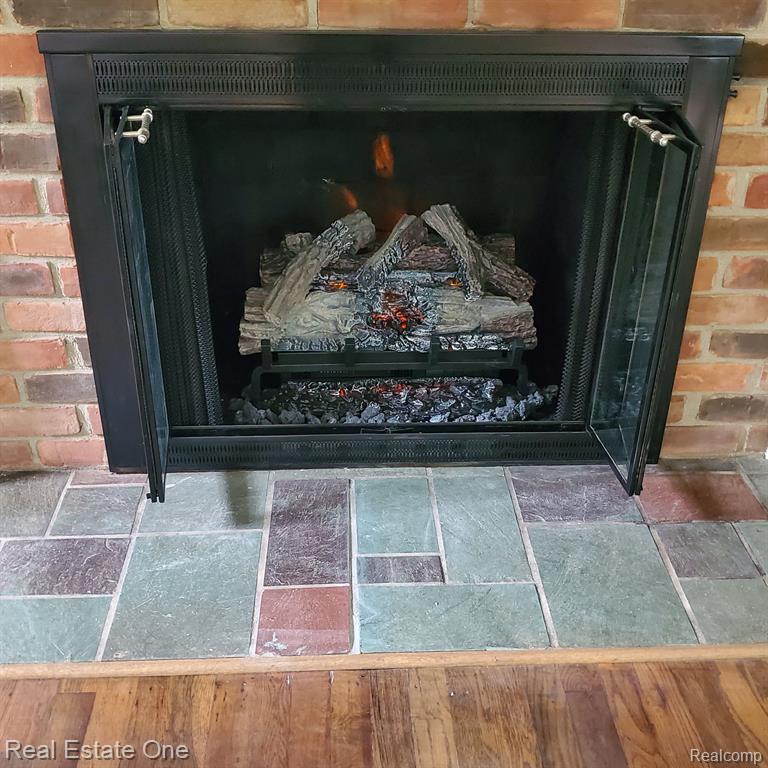 249 West Buell Road Oakland, MI 48363 - Photo 28 of 72