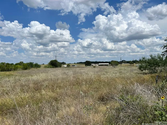 $289,900 | 8774 Highway 281, Pleasanton, TX 78064