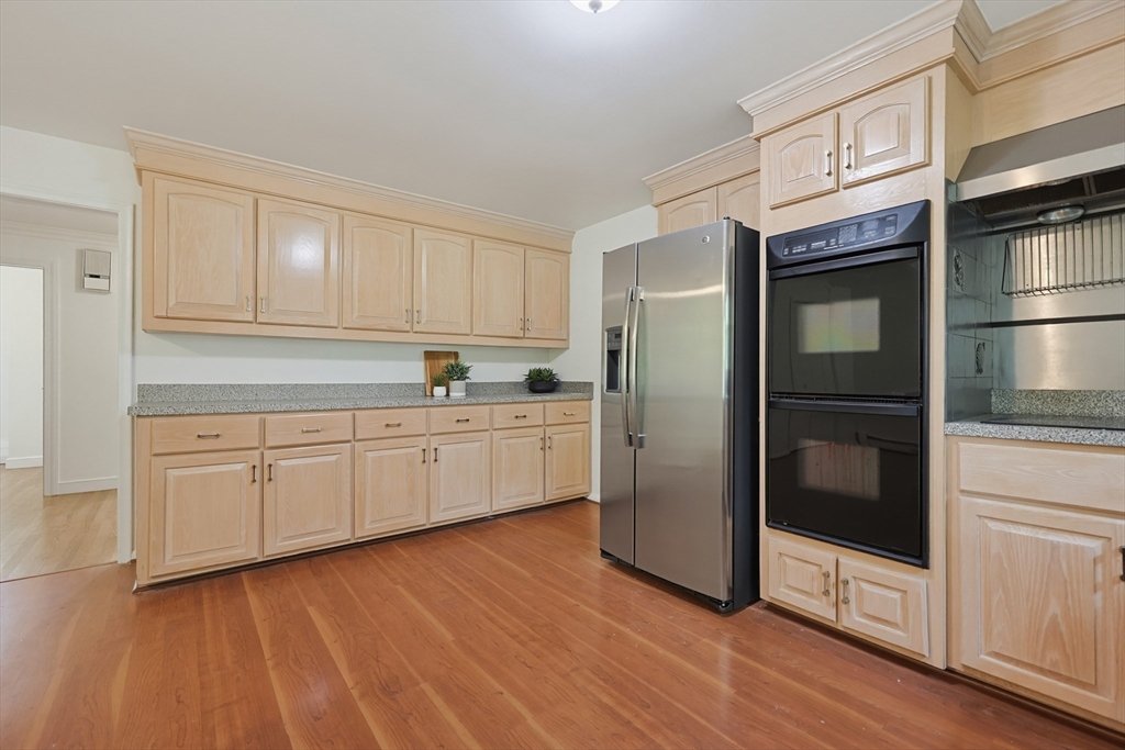 26 Spring Valley Road Belmont, MA 02478 - Photo 14 of 29