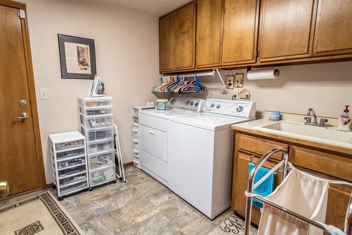 2715 Roberts Road Medford, OR 97504 - Photo 23 of 31 Additional Photo