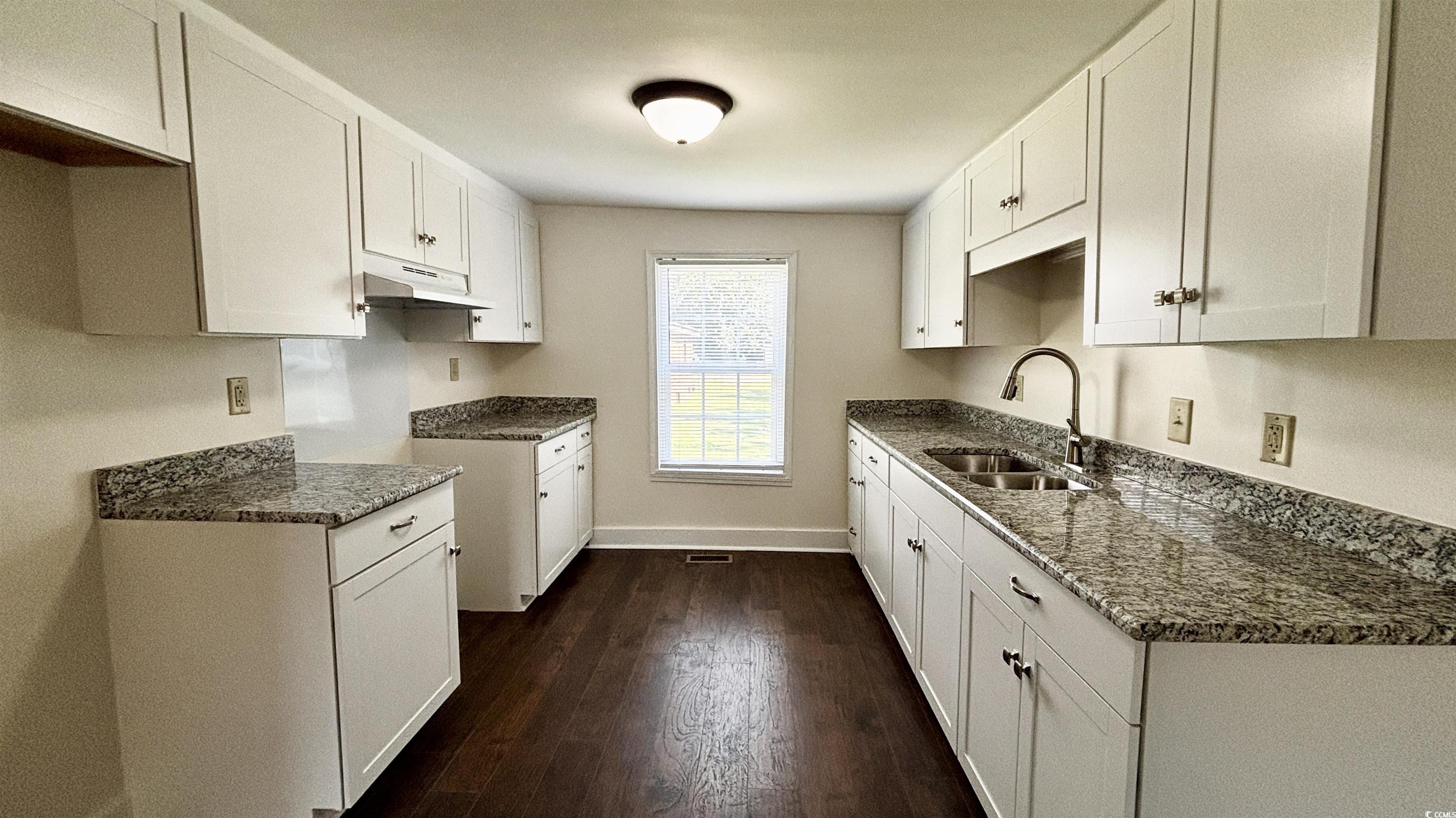 506 North 5th Avenue Dillon, SC 29536 - Photo 5 of 35