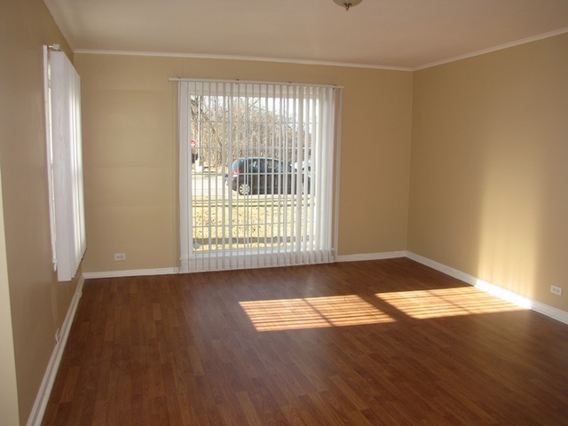 6415 Drake Avenue, Unit 6415 Lincolnwood, IL 60712 - Photo 2 of 12