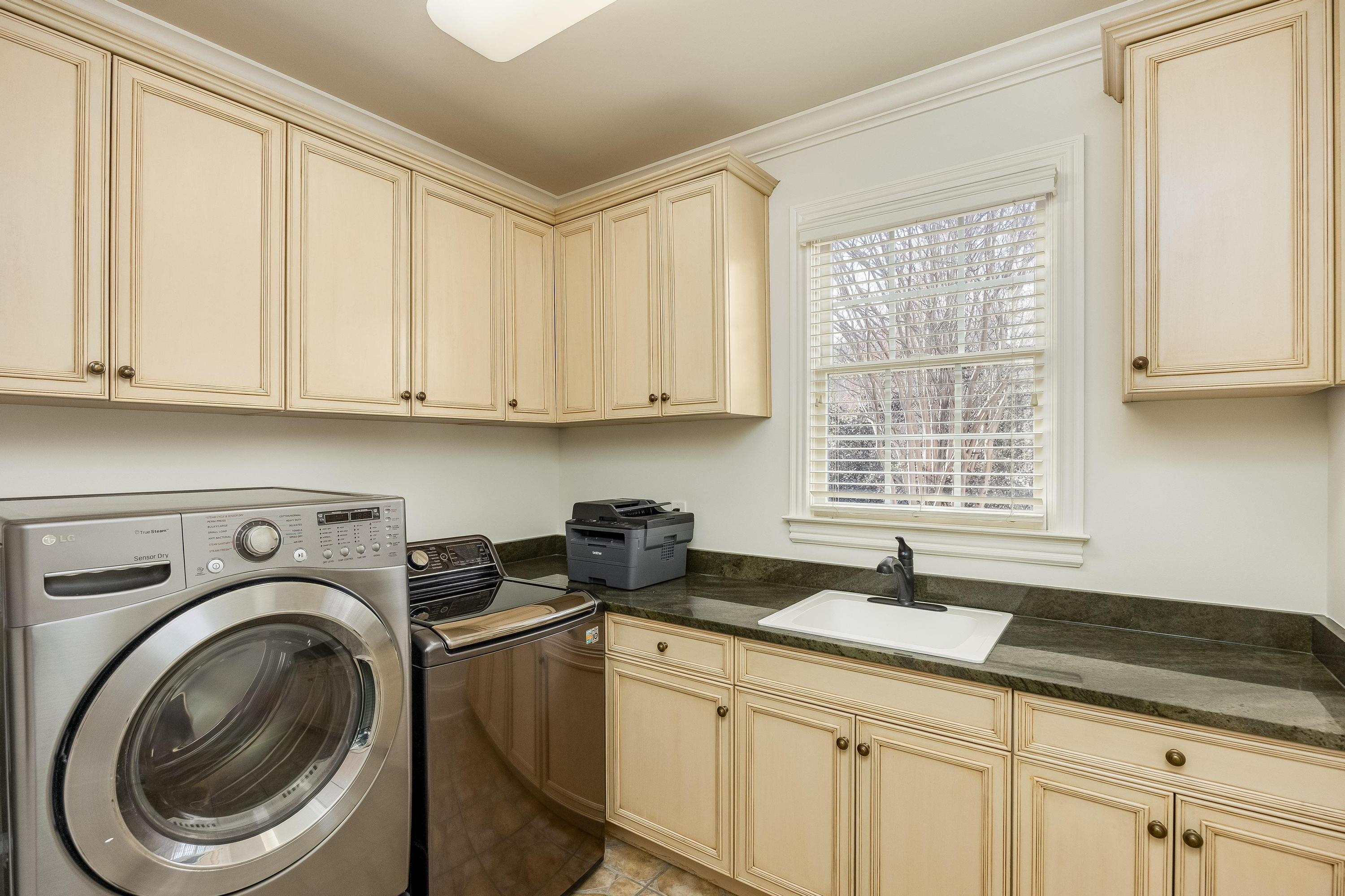1295 Enclave Road Chattanooga, TN 37415 - Photo 26 of 59 2025_03_March_1295_Enclave_Rd_0038