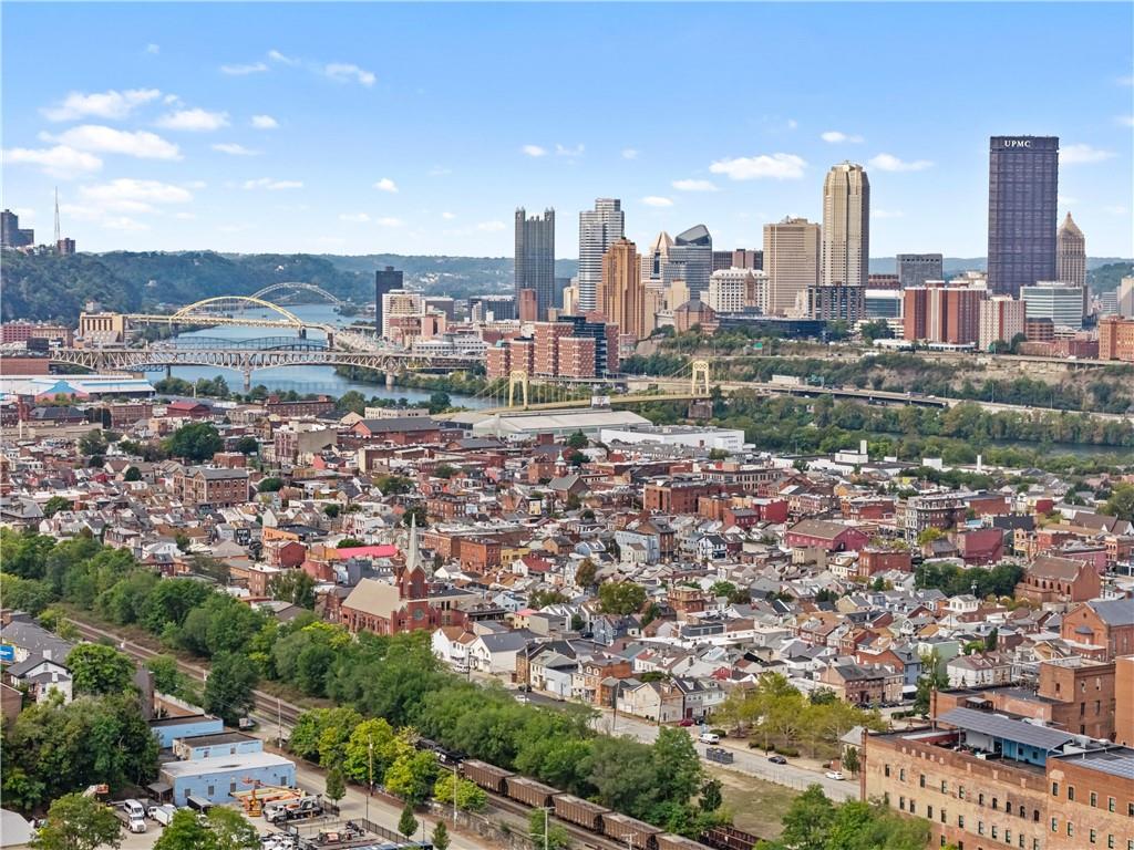 22 Eleanor Street Pittsburgh, PA 15203 - Photo 31 of 36 a view of a city
