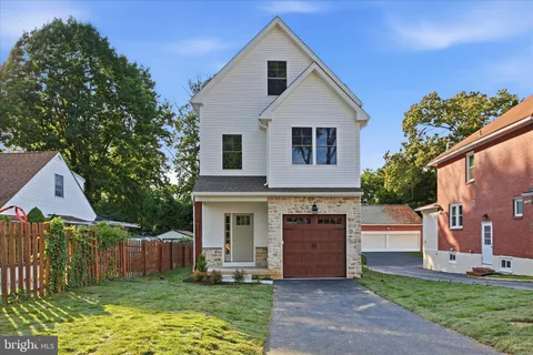 $930,000 | 212 Chestnut Street, Newtown Square, PA 19073