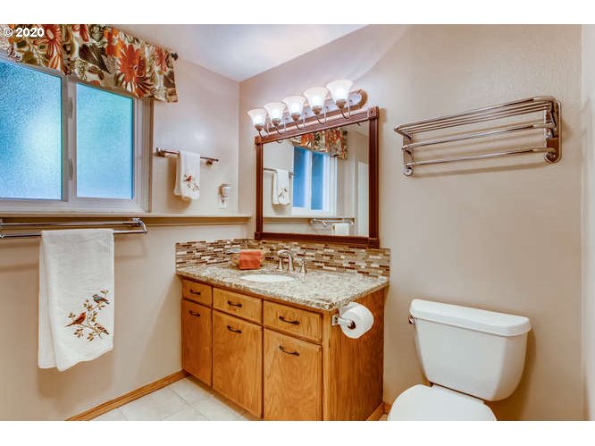 10925 Northwest Rainmont Road Portland, OR 97229 - Photo 22 of 28 Gallery Image 22