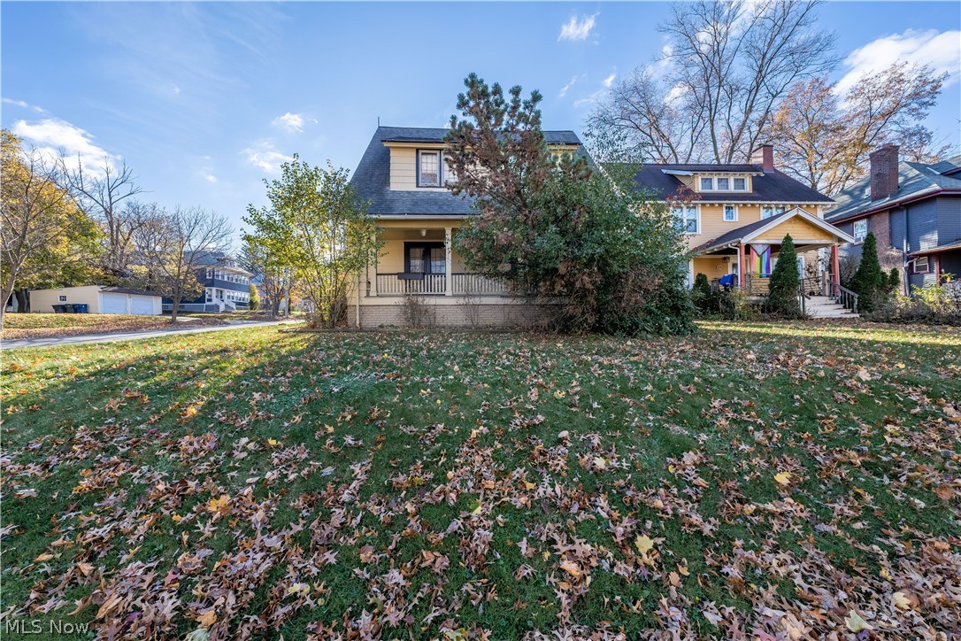 3200 Oak Road Cleveland, OH 44118 - Photo 1 of 15