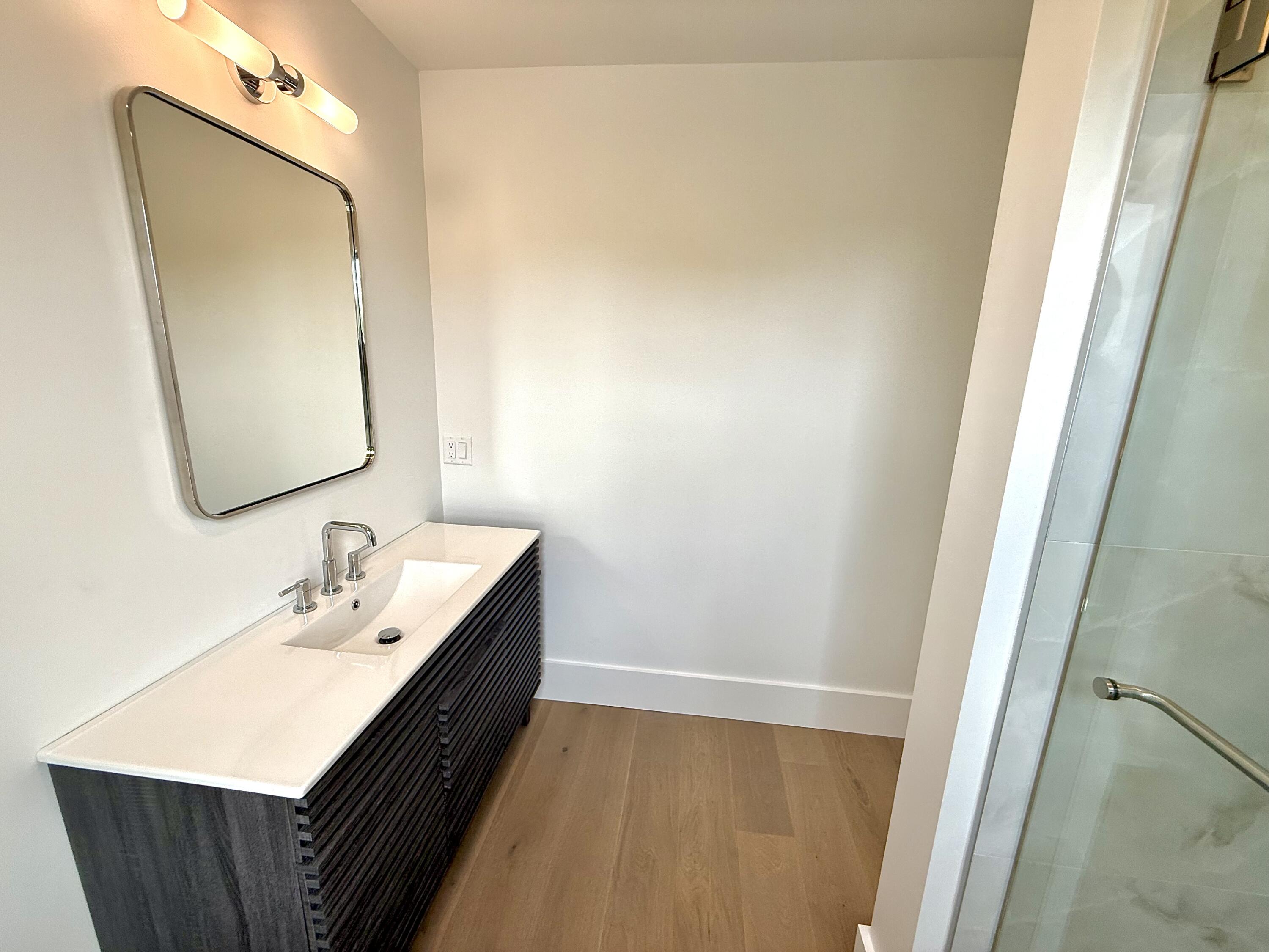 29 Cemetery Road, Unit 1 Provincetown, MA 02657 - Photo 23 of 28 bedroom 1 ensuite