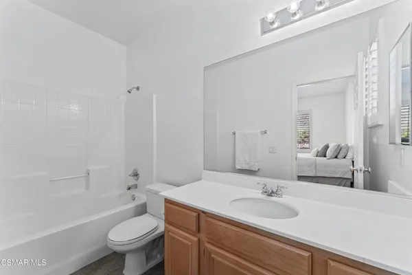 $1,199,000 | 21815 Denise Lane, Saugus, CA 91390