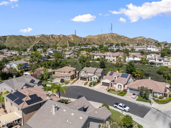 $1,199,000 | 21815 Denise Lane, Saugus, CA 91390