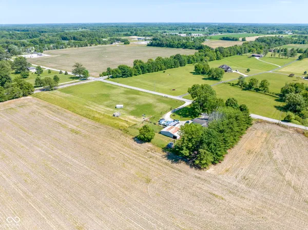 $425,000 | 8440 East 216th Street, Cicero, IN 46034