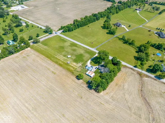 $425,000 | 8440 East 216th Street, Cicero, IN 46034