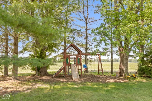 $425,000 | 8440 East 216th Street, Cicero, IN 46034