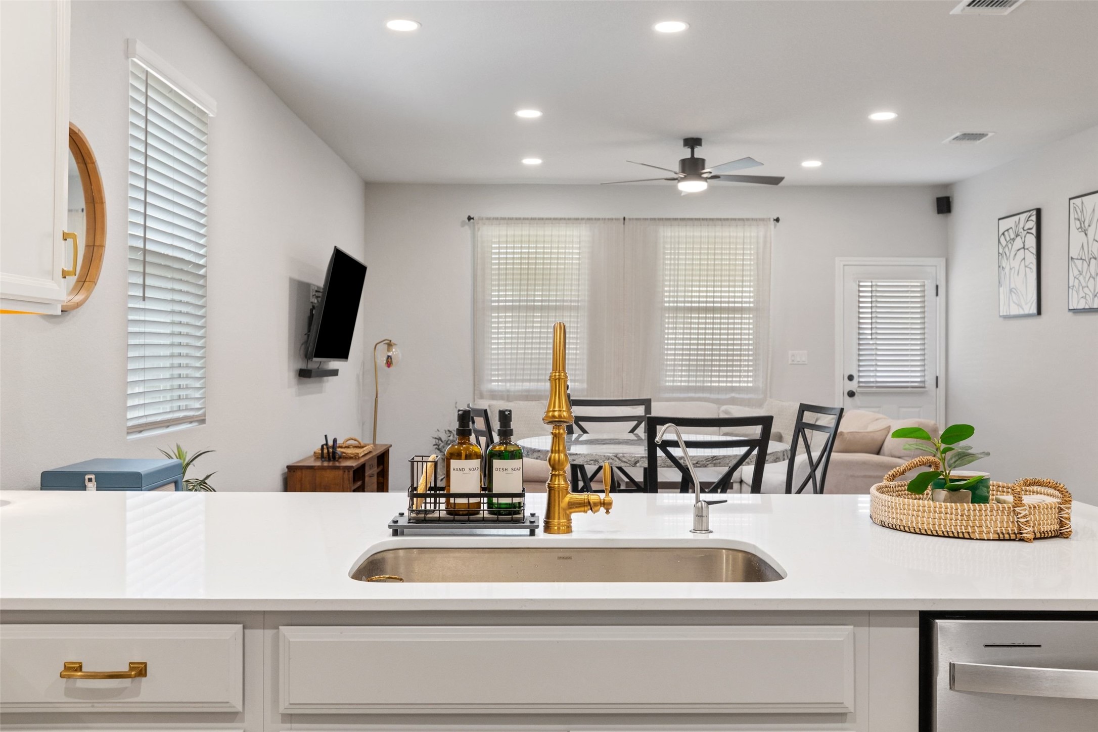 117 Marvins Bend Georgetown, TX 78626 - Photo 6 of 40