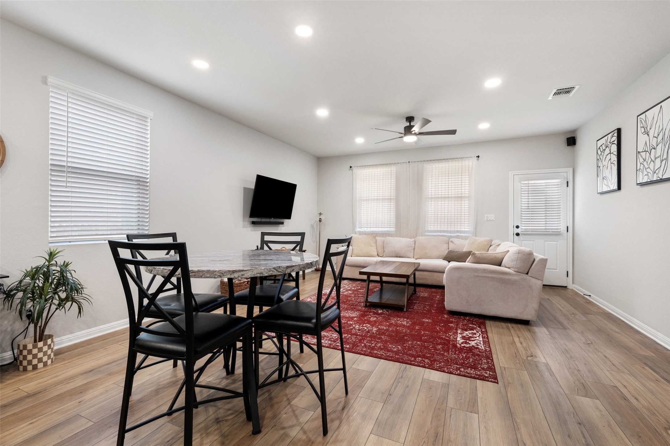 117 Marvins Bend Georgetown, TX 78626 - Photo 7 of 40