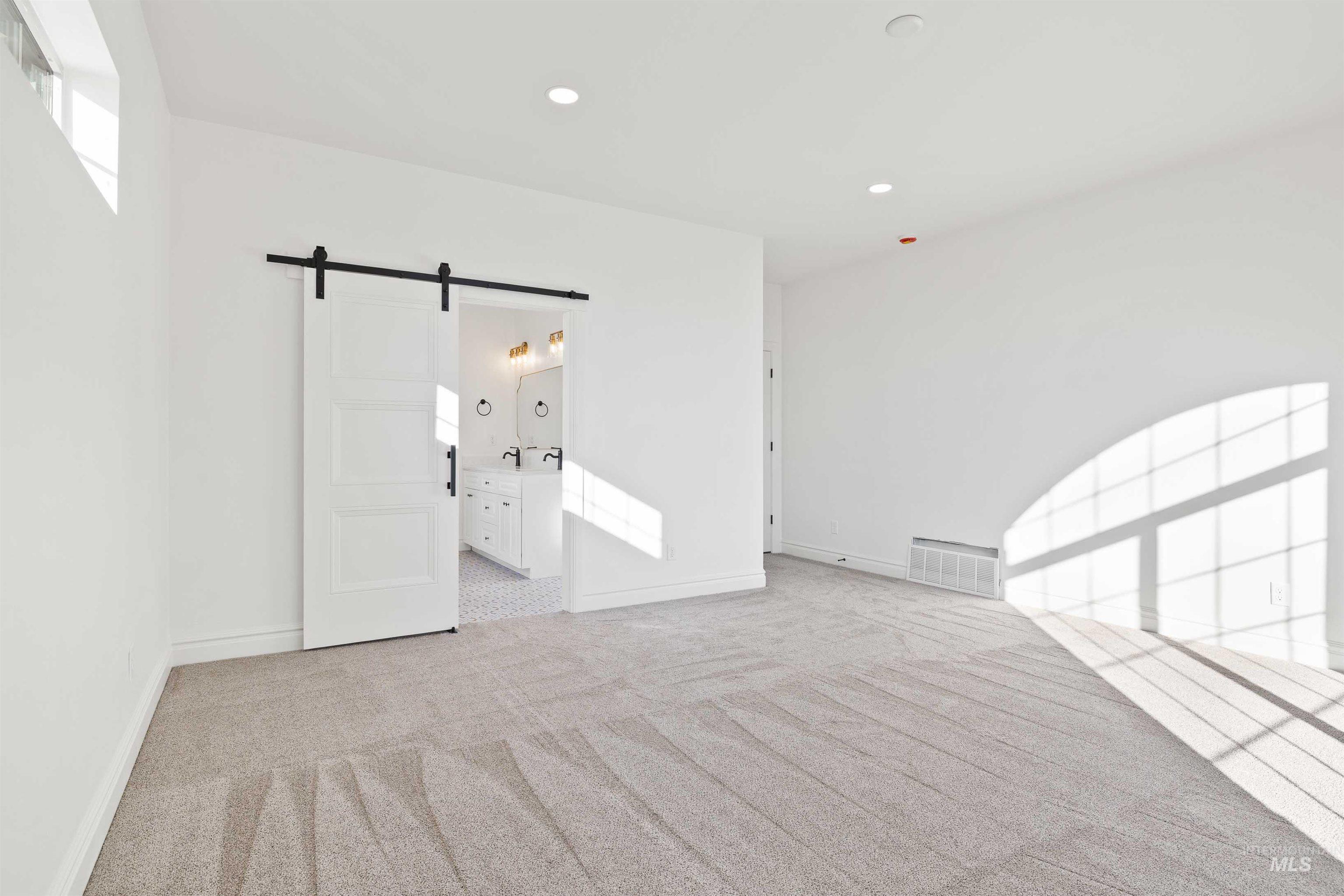 866 Quartz Road Kimberly, ID 83341 - Photo 9 of 25