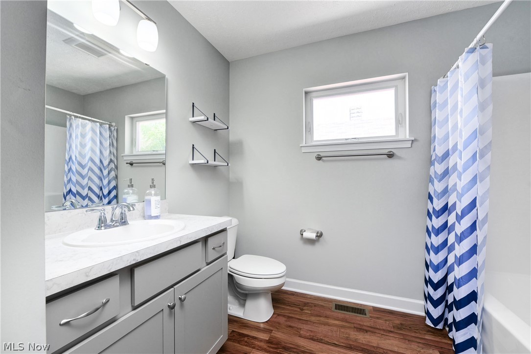 2120 West 40th Place Cleveland, OH 44113 - Photo 27 of 35