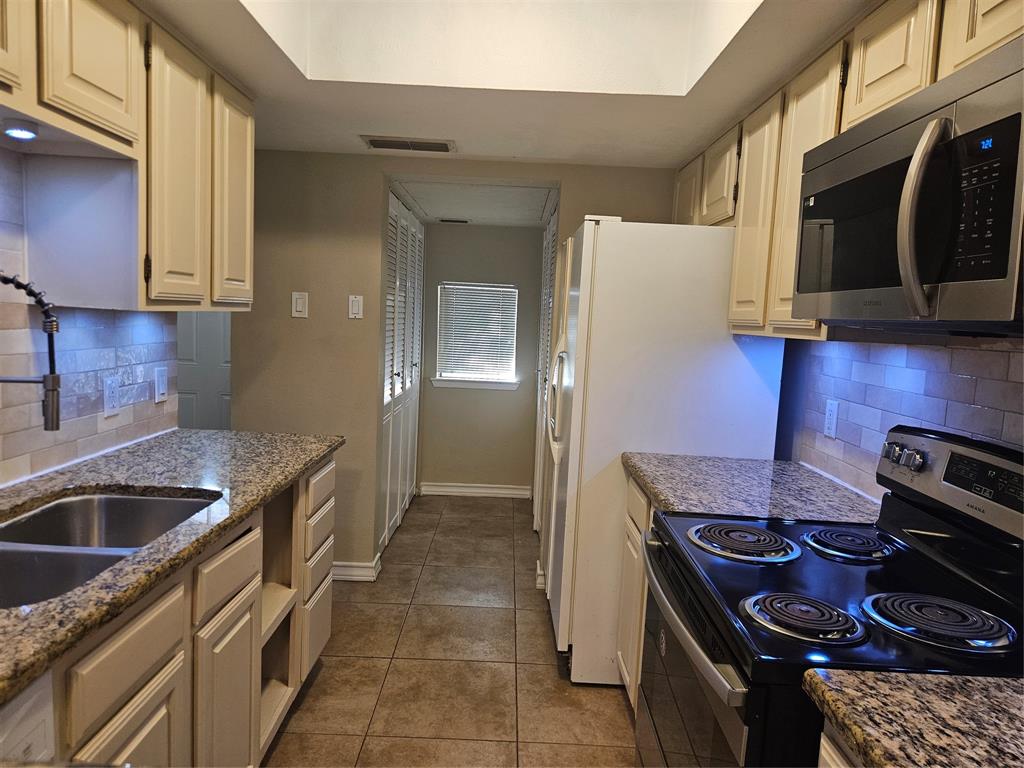 4535 North O'Connor Road, Unit 1214 Irving, TX 75062 - Photo 20 of 21