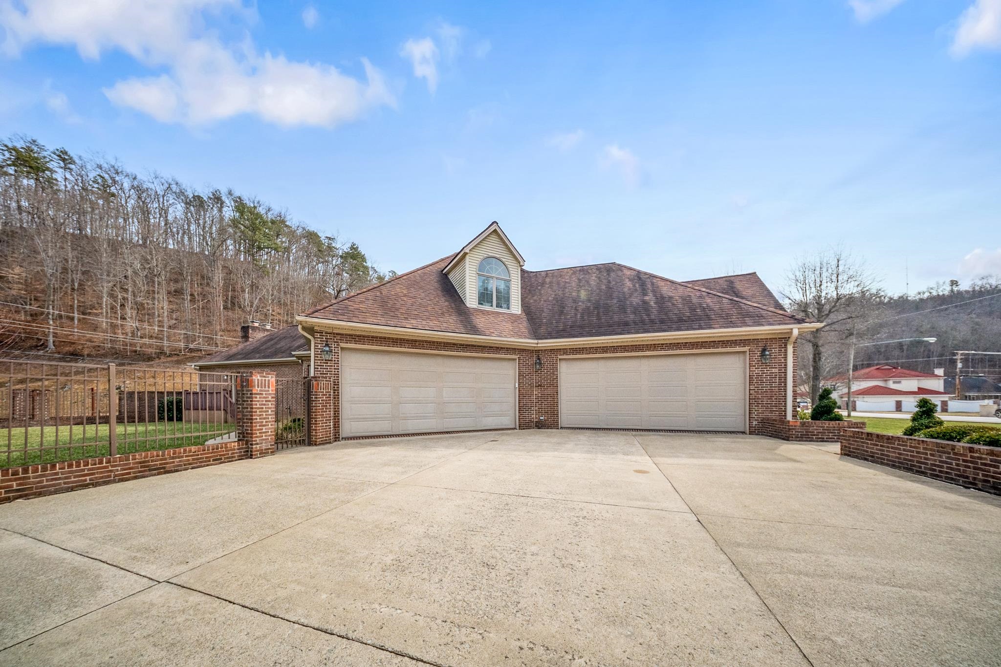 446 Cedar Creek Road Pikeville, KY 41501 - Photo 48 of 50