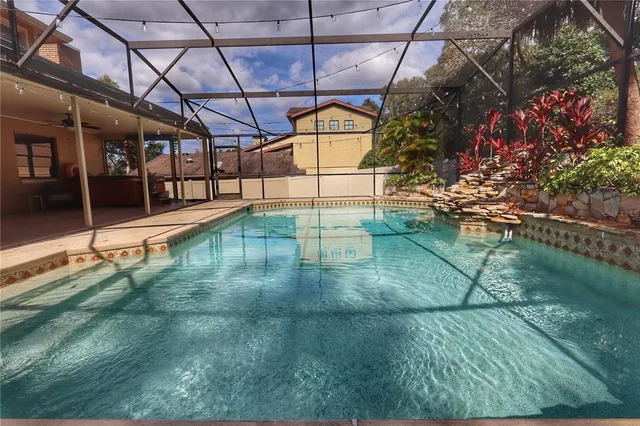 a view of a yard with cars