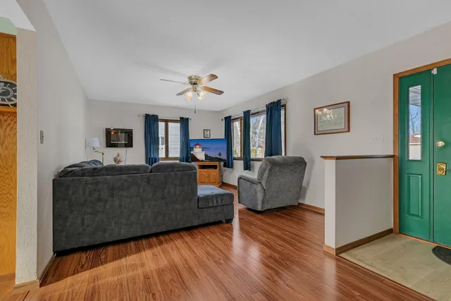 $279,900 | 17591 Upper Spunk Lake Road, Avon, MN 56310