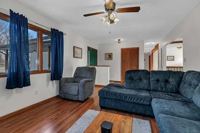 $279,900 | 17591 Upper Spunk Lake Road, Avon, MN 56310