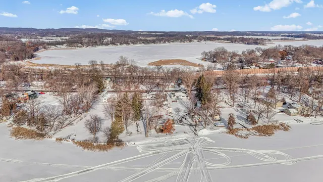 $279,900 | 17591 Upper Spunk Lake Road, Avon, MN 56310