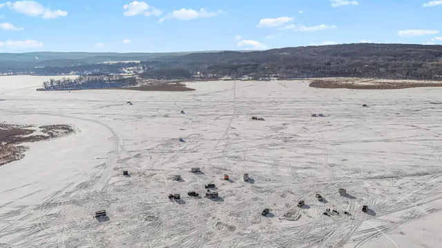 $279,900 | 17591 Upper Spunk Lake Road, Avon, MN 56310