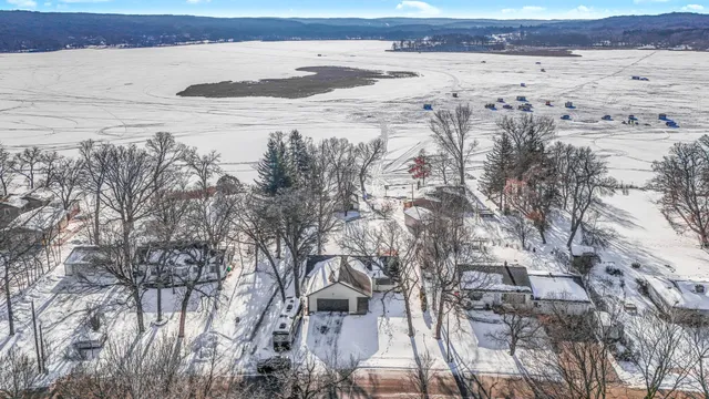 $279,900 | 17591 Upper Spunk Lake Road, Avon, MN 56310