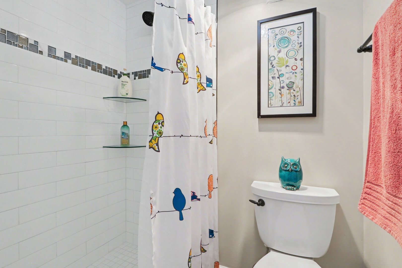 1423 Woodbridge Road, Unit 1E Joliet, IL 60436 - Photo 13 of 30 a bathroom with a toilet and a shower