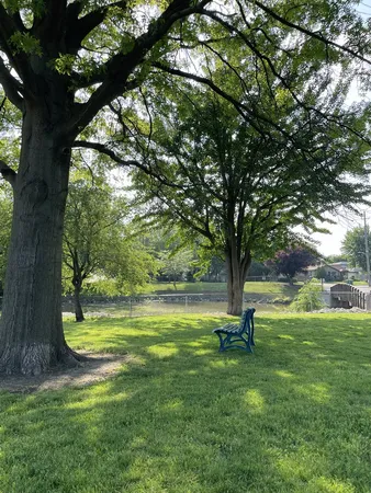 $199,900 | 1423 Woodbridge Road, Unit 1E, Joliet, IL 60436