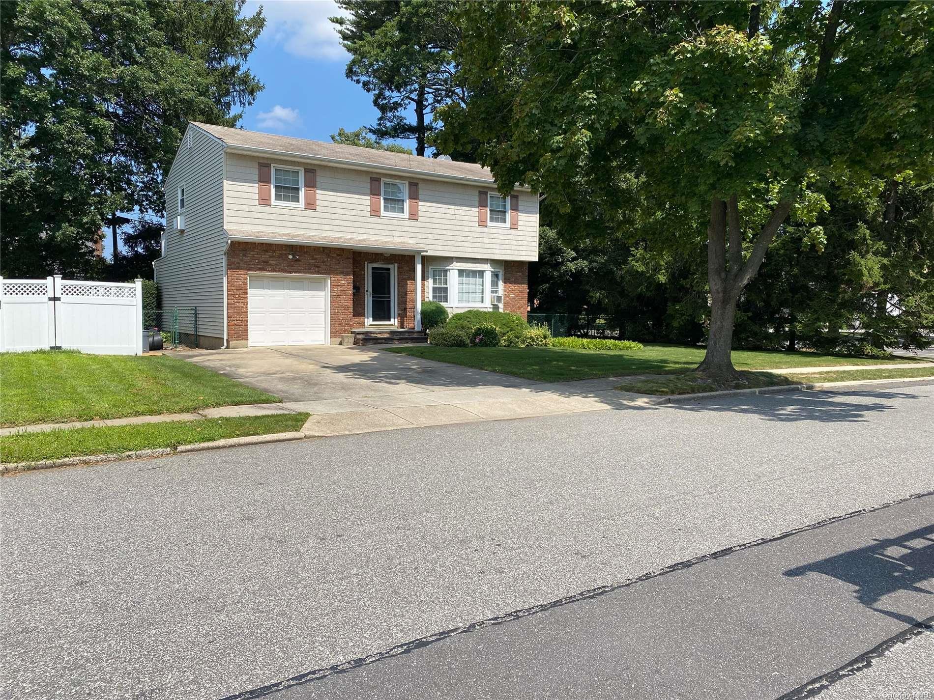 26 Miami Road Bethpage, NY 11714 - Photo 1 of 1 Gallery Image 1