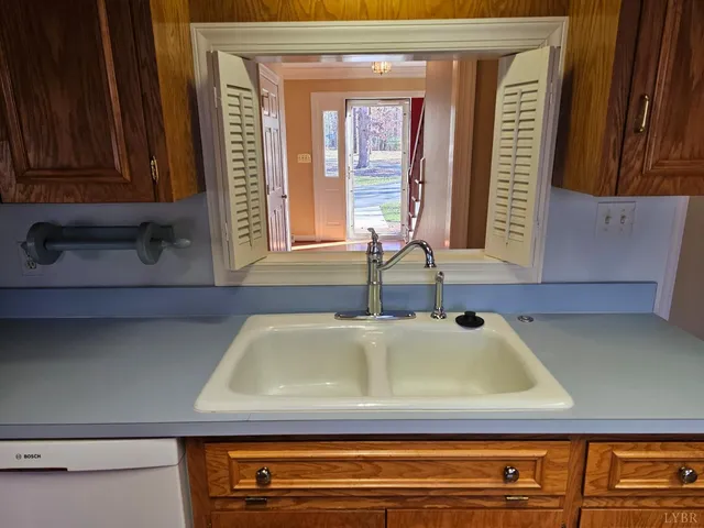 $774,900 | 6400 Everett Road, Forest, VA 24551