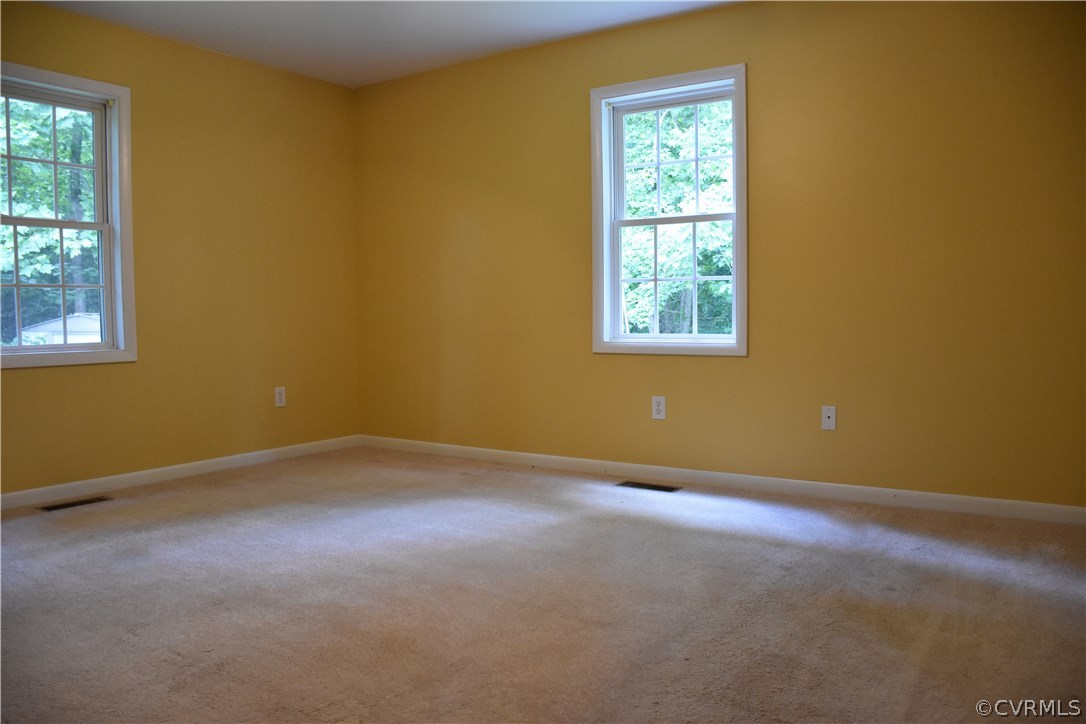 9952 Cross County Road Mineral, VA 23117 - Photo 14 of 25 Gallery Image 14