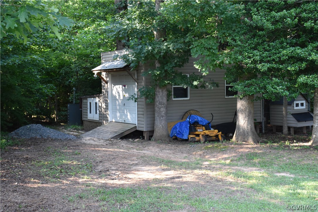 9952 Cross County Road Mineral, VA 23117 - Photo 2 of 25 Gallery Image 2