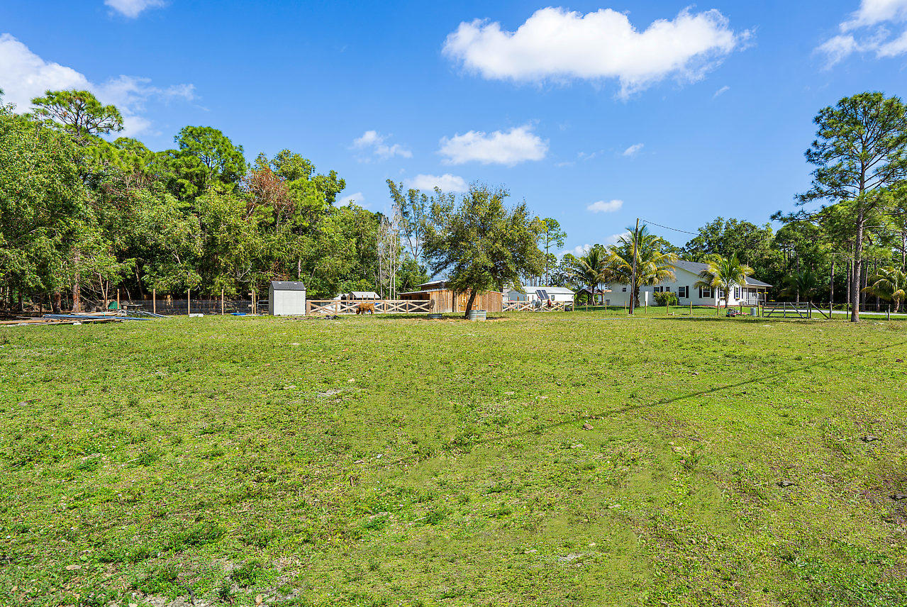 18837 93rd Road North Loxahatchee, FL 33470 - Photo 35 of 50 Yard