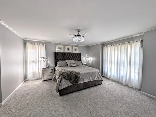 $644,999 | 5520 Bear Claw Lane, Hoffman Estates, IL 60192