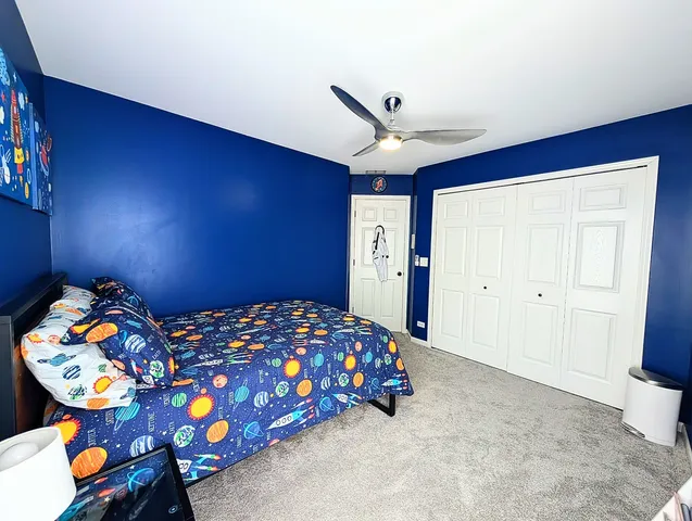 $644,999 | 5520 Bear Claw Lane, Hoffman Estates, IL 60192