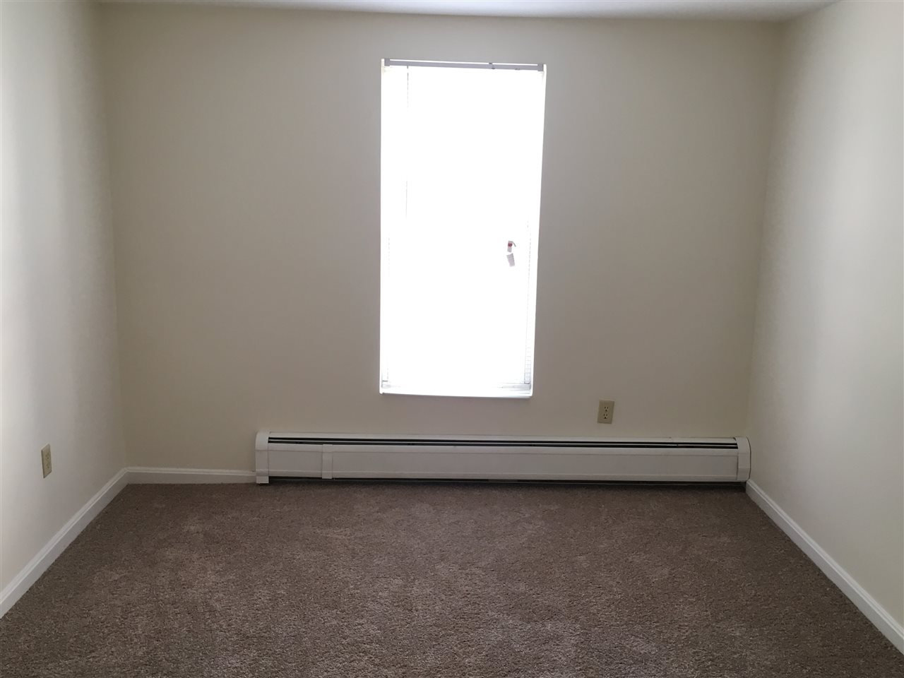 141 Second Street, Unit 1 Manchester, NH 03102 - Photo 27 of 34