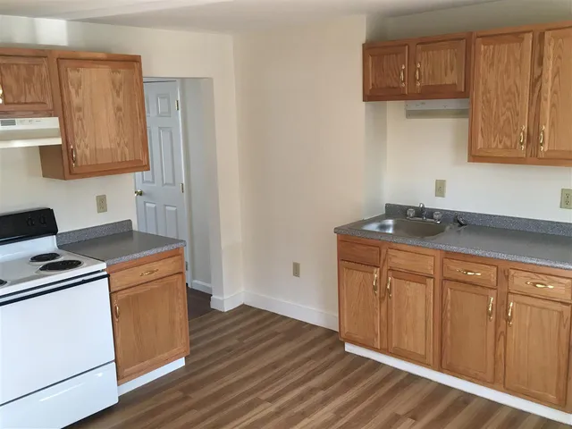 $1,687 | 141 Second Street, Unit 1, Manchester, NH 03102