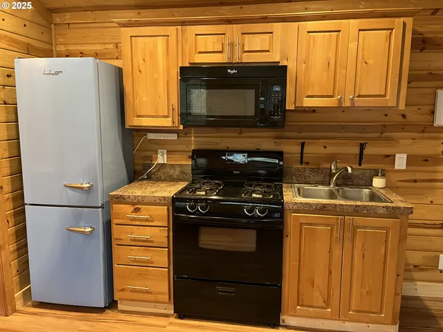 $81,880 | 65000 Highway 26, Unit 284, Welches, OR 97067