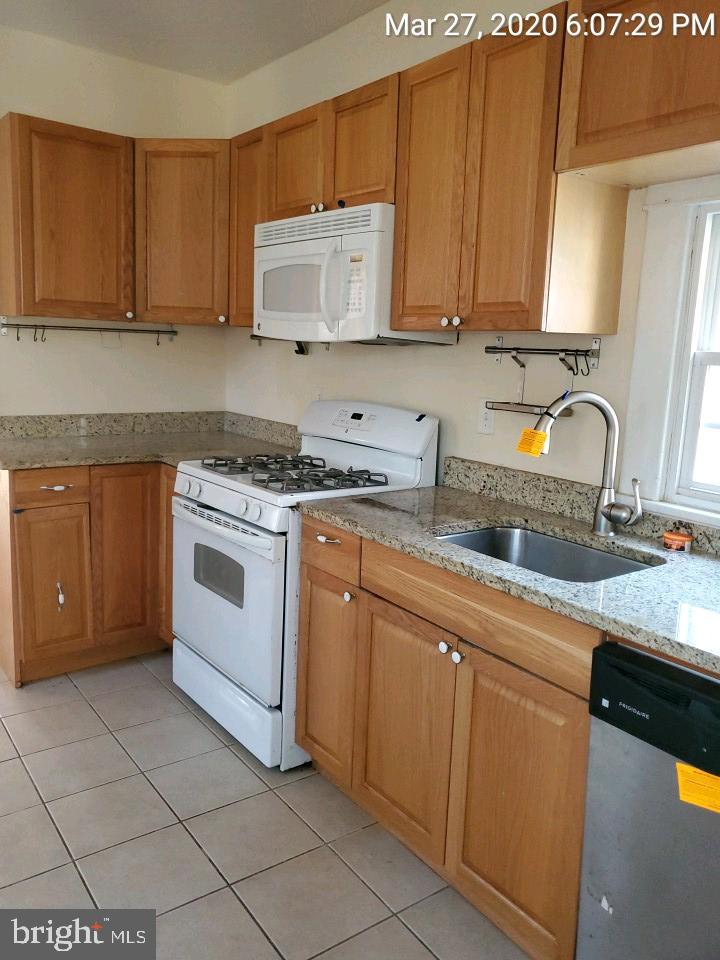 239 Mallow Hill Road Baltimore, MD 21229 - Photo 6 of 19 Gallery Image 6