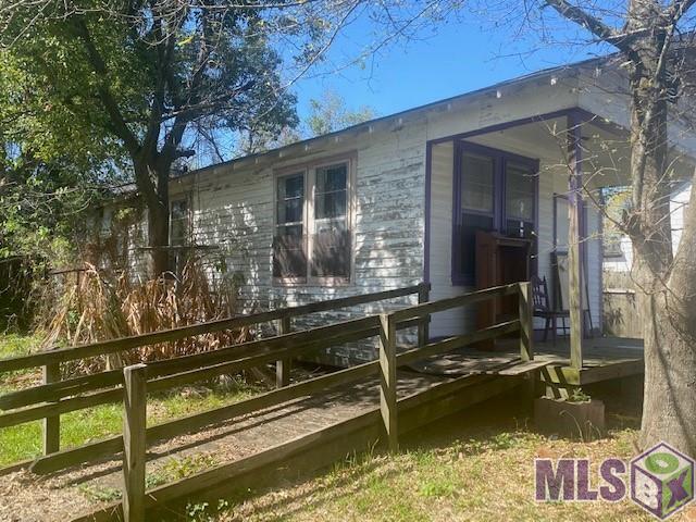 958 Maximillian Street Baton Rouge, LA 70802 - Photo 2 of 12
