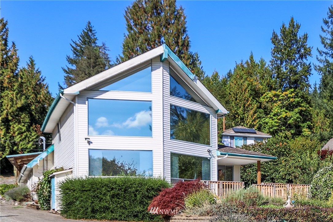18324 West Spring Lake Drive Southeast Renton, WA 98058 - Photo 1 of 34 Gallery Image 1