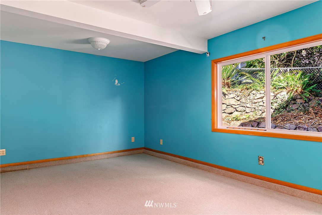 18324 West Spring Lake Drive Southeast Renton, WA 98058 - Photo 20 of 34 Gallery Image 20