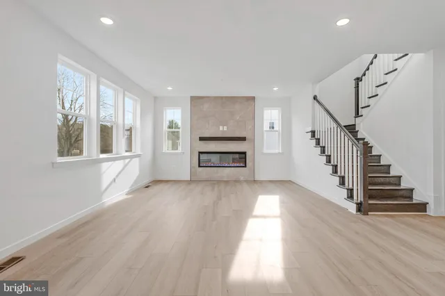 $874,999 | 905 Honeyflower Drive, Reisterstown, MD 21136